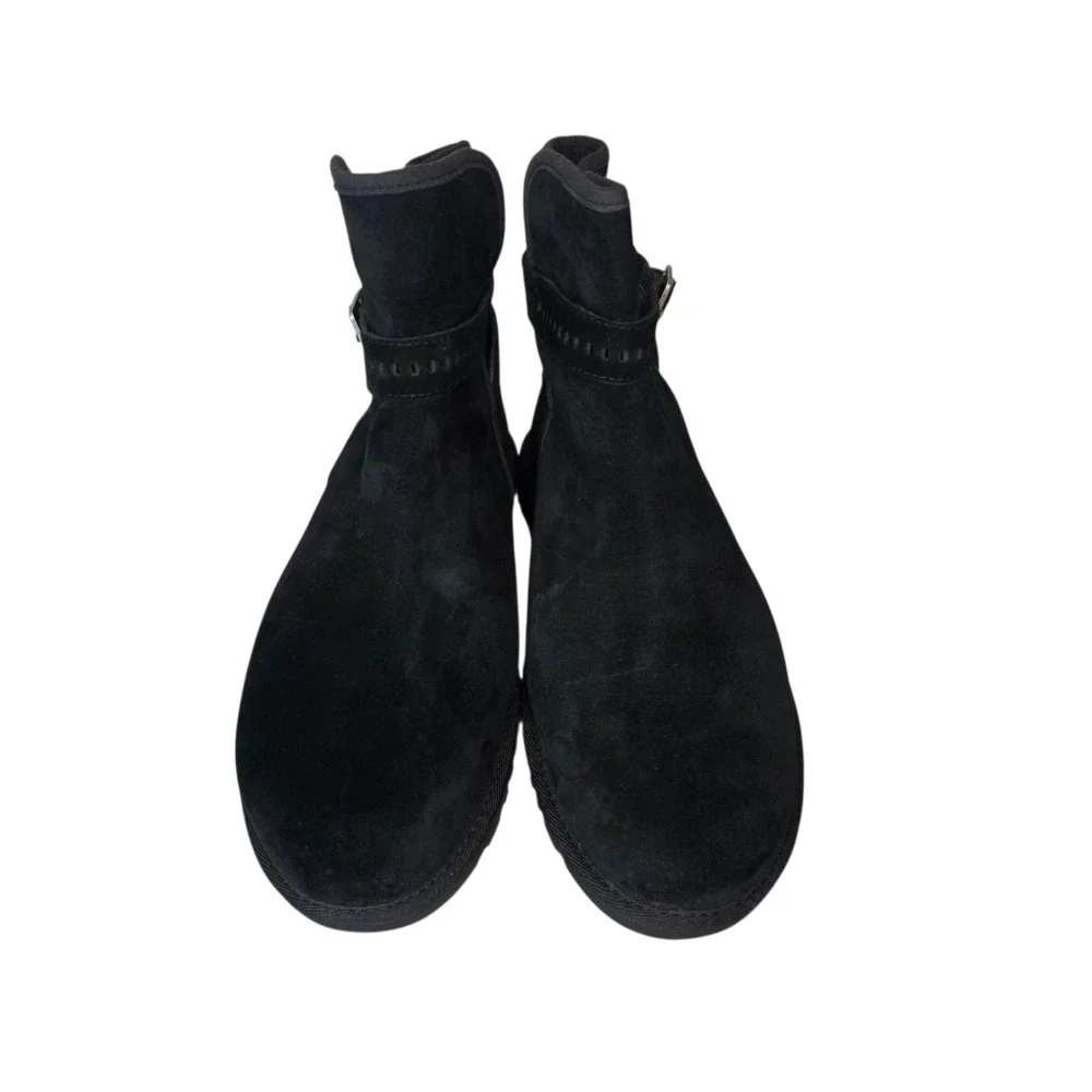 UGG Australia Leni Womens US 9 Black Suede Leather Buckle Ankle Booties NWOT